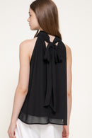 Blusa halter con abertura