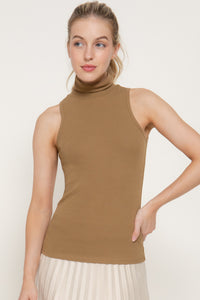 Blusa cuello alto sin mangas