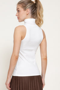Blusa cuello alto sin mangas