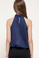 Blusa halter estilo globo